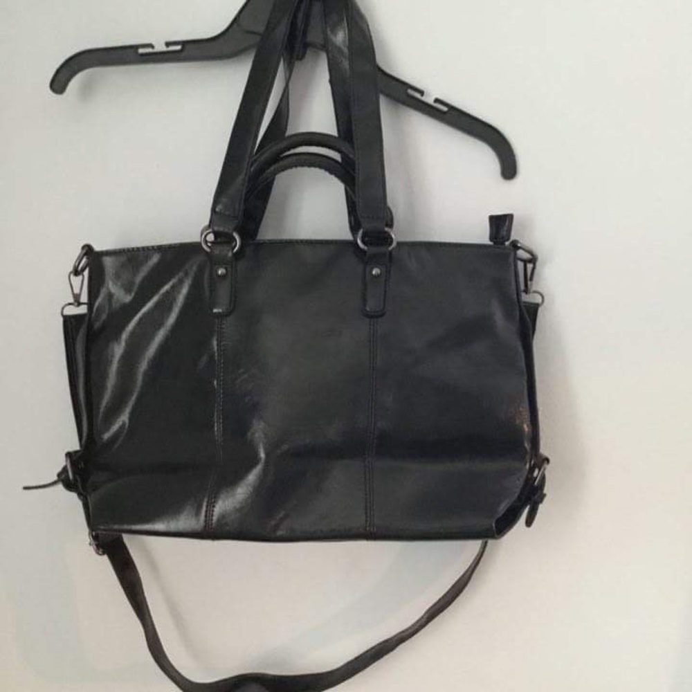 Architect Black Purse.